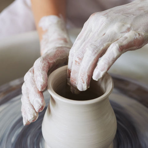 An Introduction to Pottery Wheel Throwing – Am I Addicted Korean ...